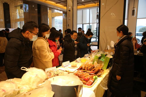 嚴(yán)寒中的熱土 廣元曾家山美食展吸引“食客流”
